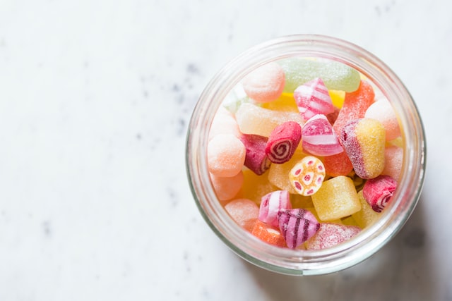 10 Ways Eating Too Much Sugar Impacts You