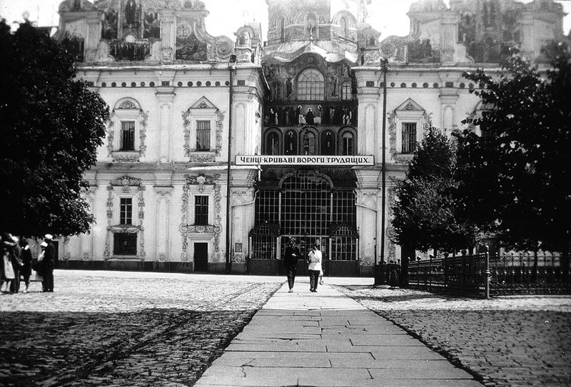 How the USSR’s war against God (Anti-Religious Campaign) got defeated?
